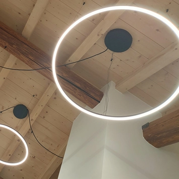 Illuminazione professionale su misura per uno studio dentistico